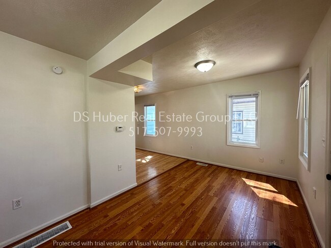 Foto del edificio - 816 Comfort St