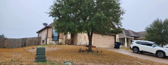 Building Photo - 705 Cobble Gate Dr