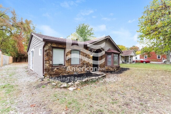 Foto del edificio - 5533 Cartledge Ct