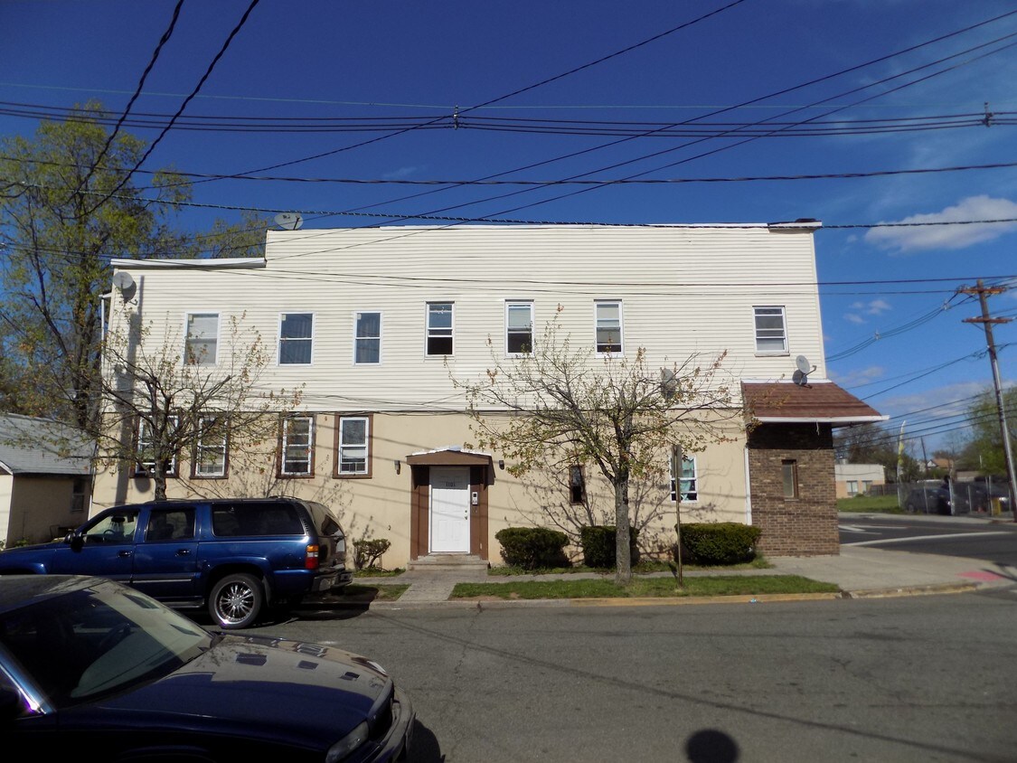 Foto del edificio - 1101 Saint George Ave