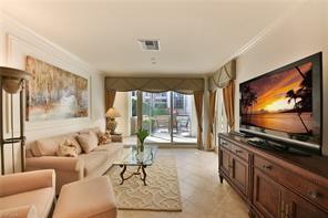 Building Photo - 7061 Pelican Bay Blvd