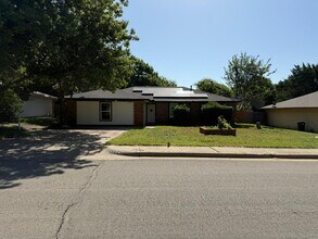 Building Photo - 1534 Lime Leaf Ln