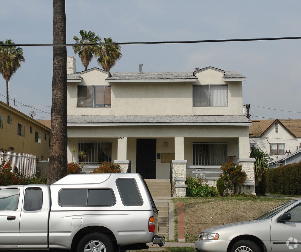 Foto del edificio - 4907 Romaine St