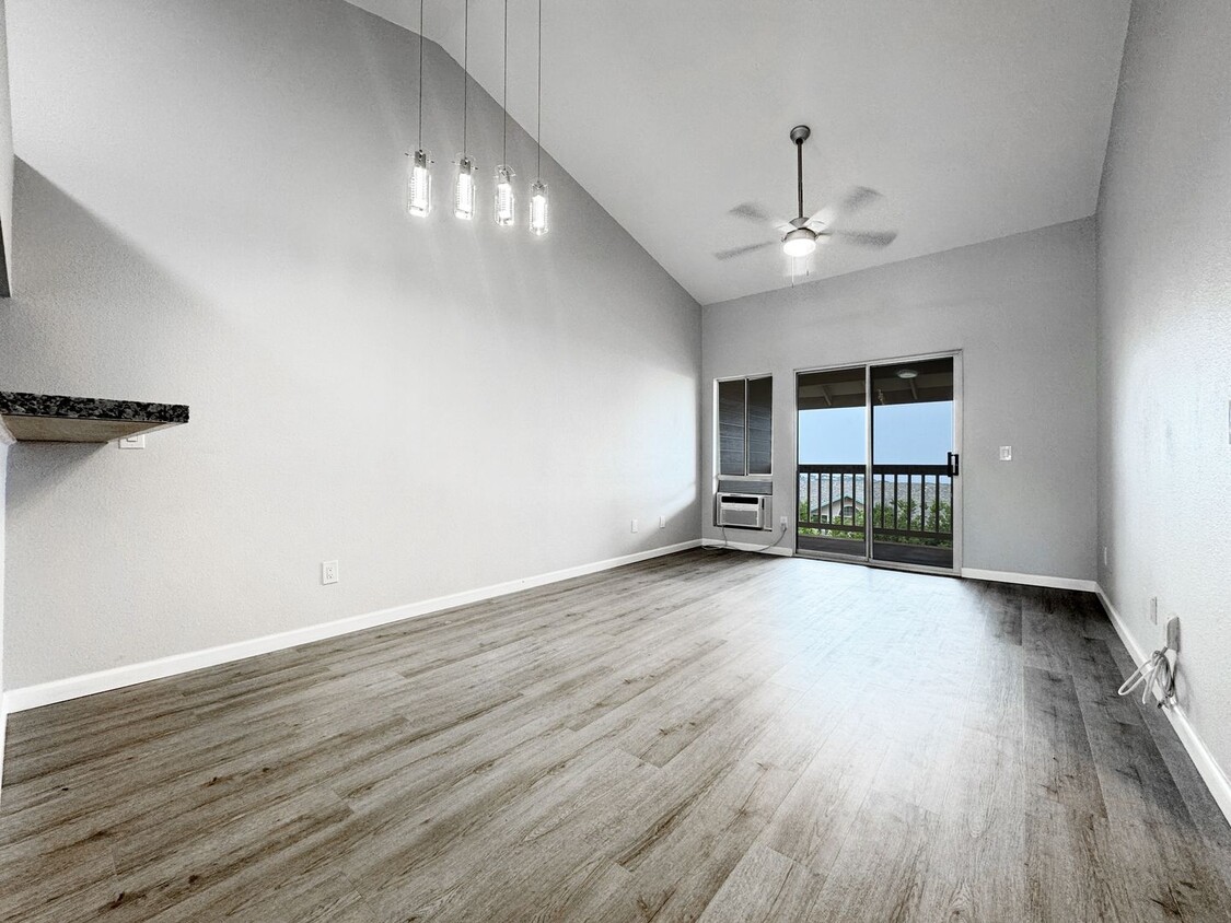 Primary Photo - Cat-Friendly Makakilo Condo with A/C