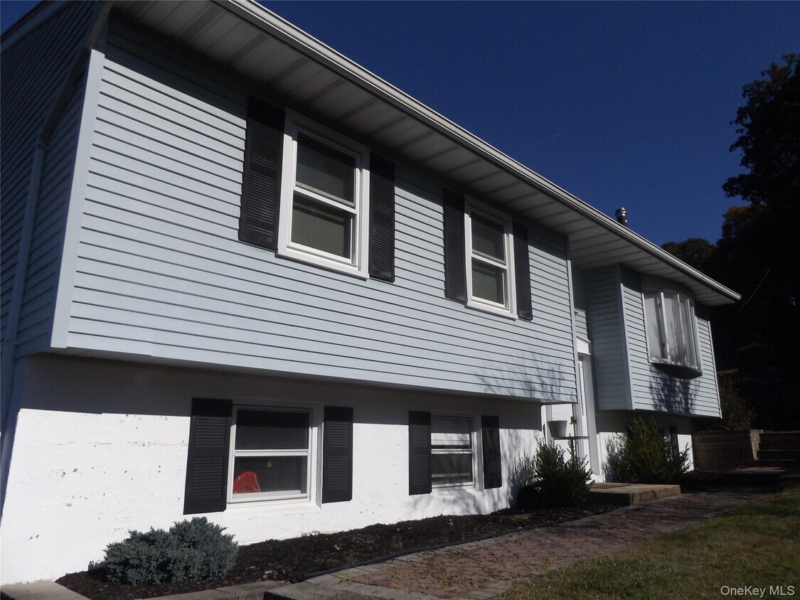 Foto principal - 32 Willow Rd