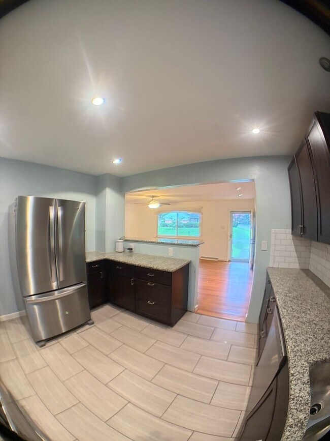 Foto del edificio - 5310 Windingbrook Rd