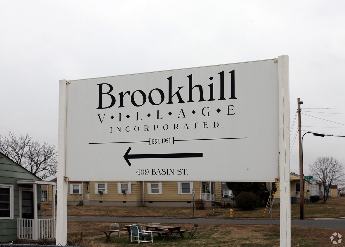 Foto del edificio - Brookhill Village