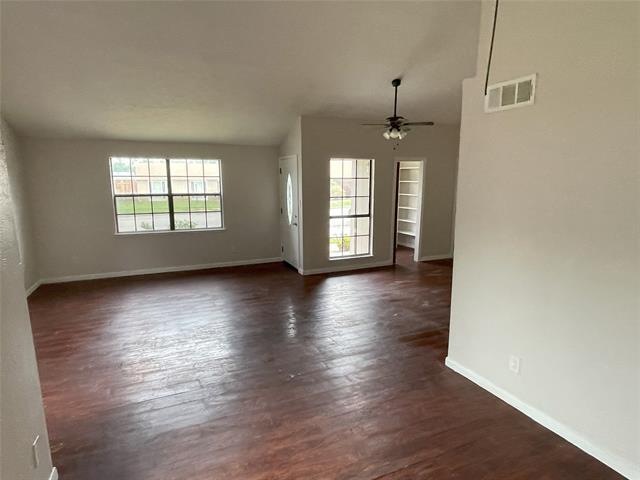 Foto del edificio - 4113 Pepperbush Dr