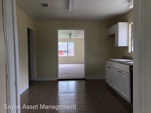 Building Photo - 3 br, 2 bath House - 5441 Truman St