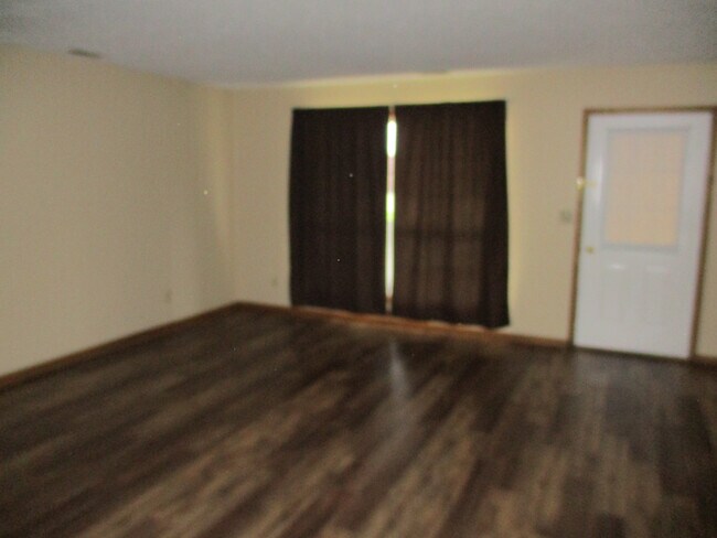 Foto del edificio - New Listing!!!