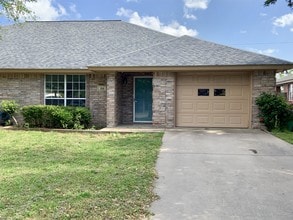Building Photo - 314 Wedgewood Dr
