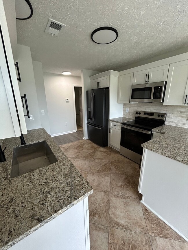 Building Photo - 4387 Heartwood Ln