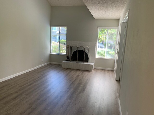 Foto del edificio - 1421 Marlin Ave