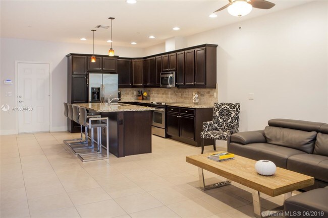 Foto del edificio - 2921 Cascada Isles Dr