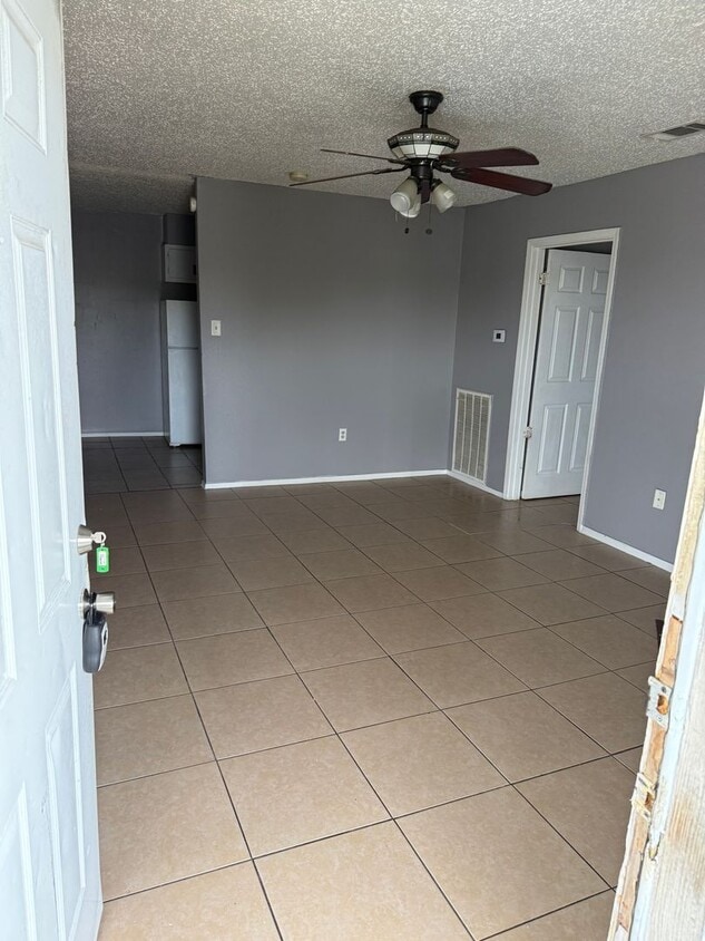 FOR RENT in BATON ROUGE! - FOR RENT in BATON ROUGE!