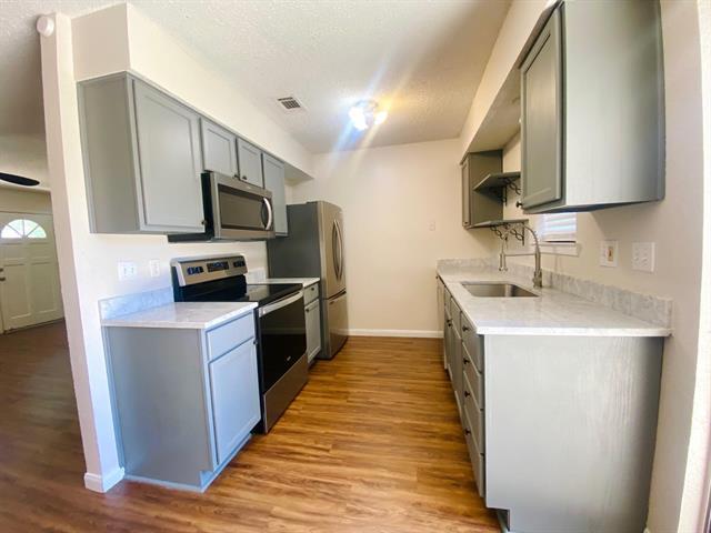 Building Photo - 644 Timberline Dr
