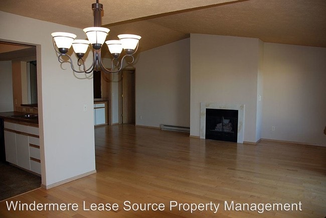 Building Photo - 168 S Coeur d'Alene St