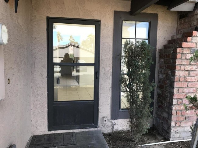 Foto del edificio - 6505 Brushwood Lane