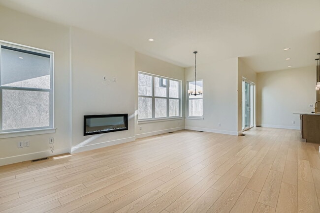 Building Photo - 9598 Wolf Valley Dr.