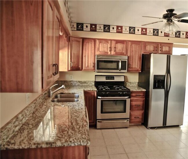 Foto del edificio - 128 Ornida Dr