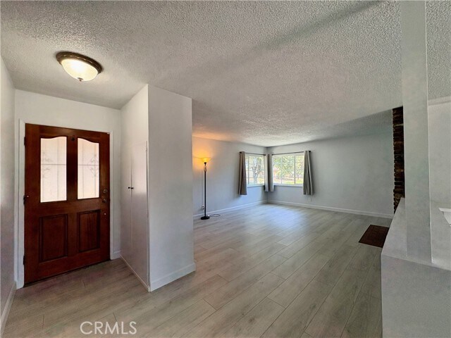 Foto del edificio - 637 Geneva Ave