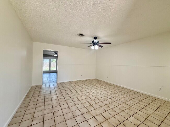 Foto del edificio - 4918 12th St