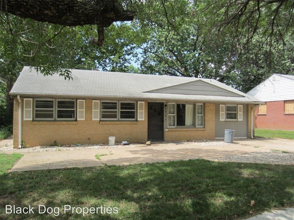 Primary Photo - 4 br, 3 bath House - 1419 Hillcrest Dr.