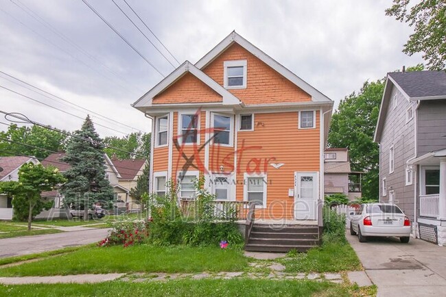 Building Photo - 4324 W 30th St