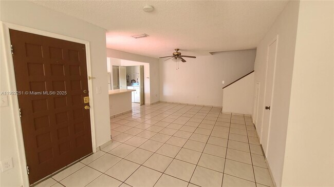 Foto del edificio - 13458 SW 62nd St