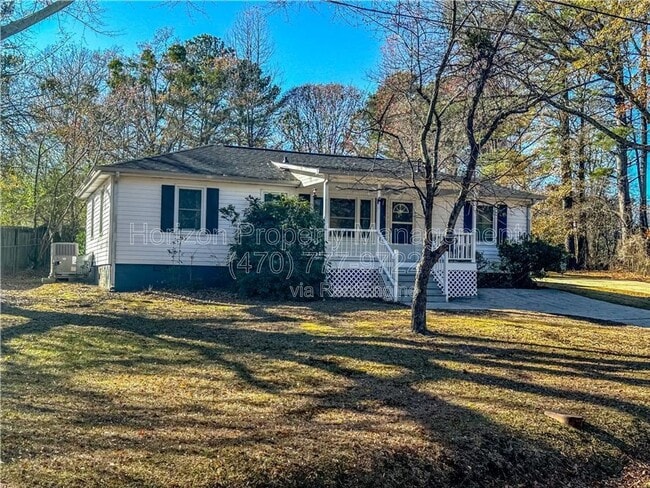 Building Photo - 6132 Lynne Cir SW