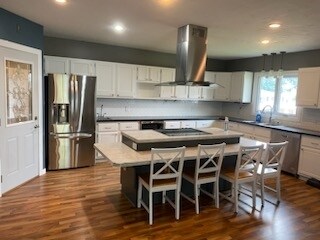 Building Photo - 212 W 14th Ave