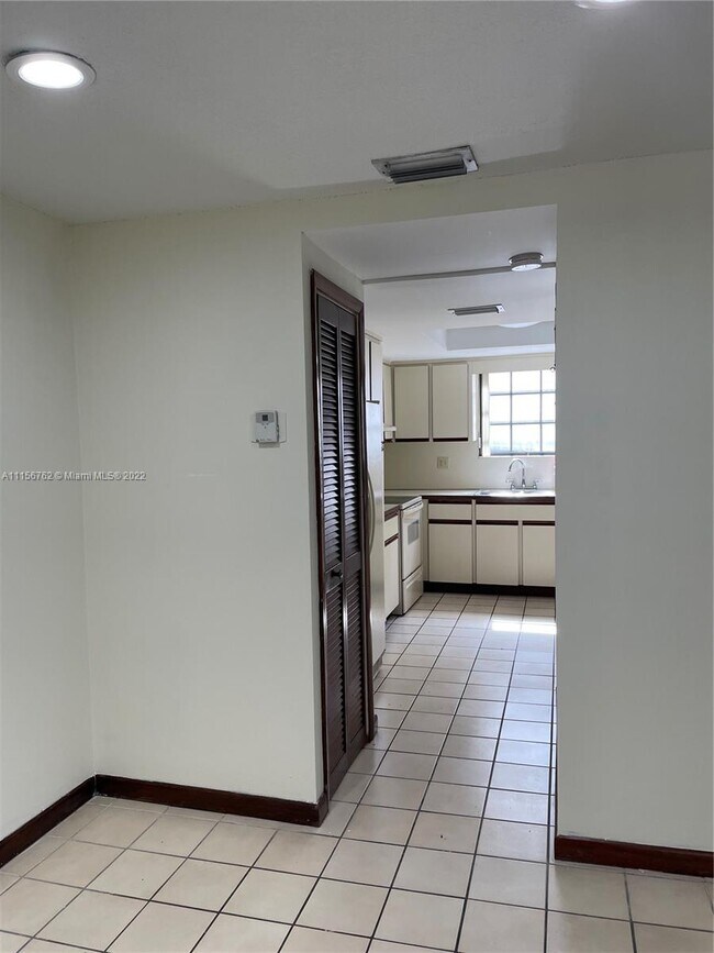 Foto del edificio - 4202 SW 4th St