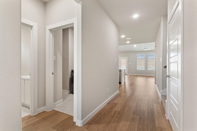 Building Photo - 2010 Sandpiper Wy