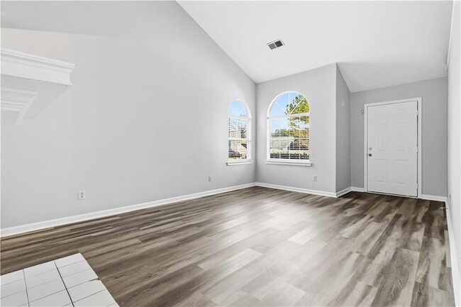 Foto del edificio - 1967 Abbey Province