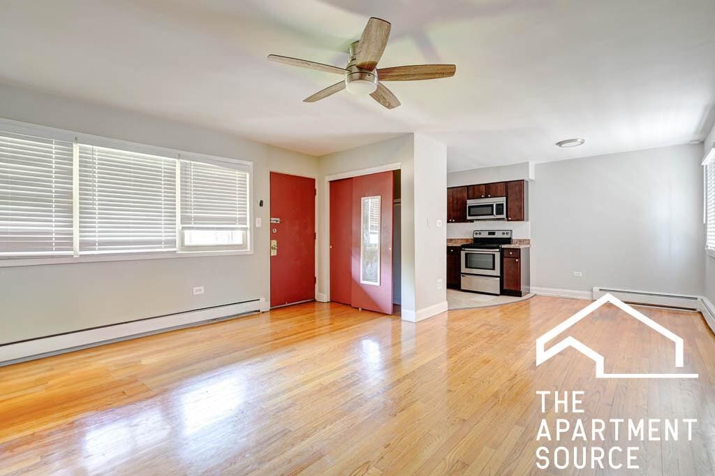Primary Photo - 1729 W Bryn Mawr Ave