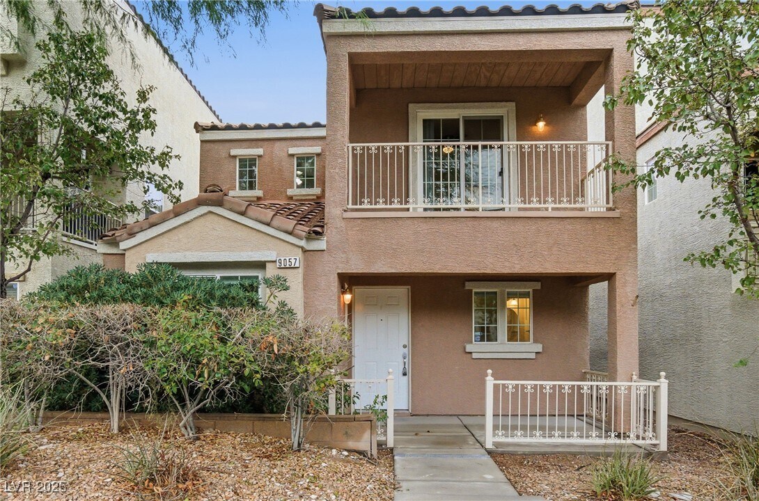 Foto principal - 9057 Pure Sapphire Ct