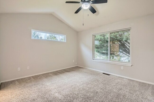 Foto del edificio - 8617 133rd St Ct E, Puyallup, WA, 98373