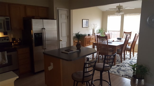 Foto del edificio - 446 Terrace Dr