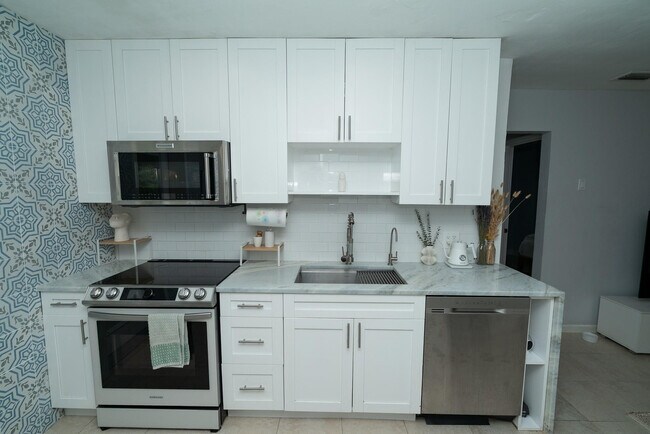 Foto del edificio - 1328 NE 1st Ave.