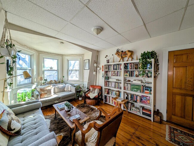 Foto del edificio - 378 Windsor St