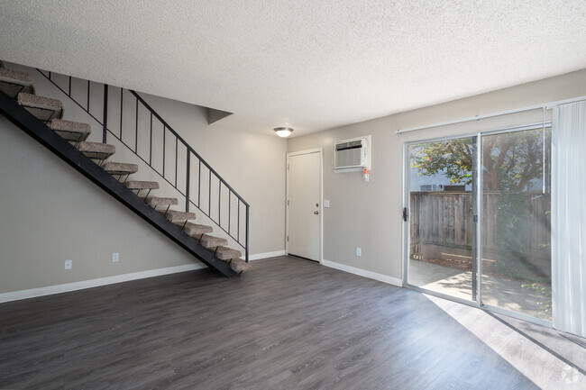 Interior Photo - Autumn Oaks Apartments