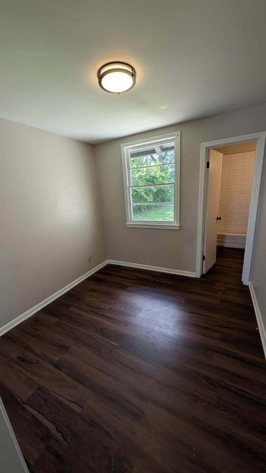 Foto del edificio - 2423 S Kansas Ave