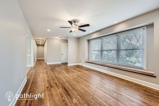 Building Photo - 7133 Starvalley Dr