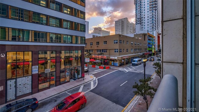 Foto del edificio - 253 NE 2nd St