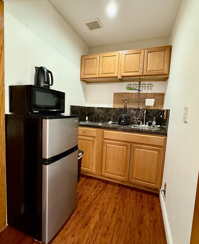 Building Photo - 22972 Avenue San Luis