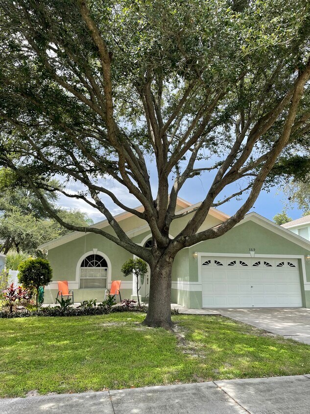 Foto principal - 3319 W Marcum St
