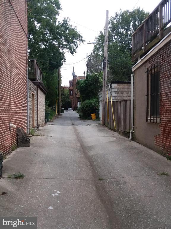 Foto del edificio - 2012 Mt Royal Terrace