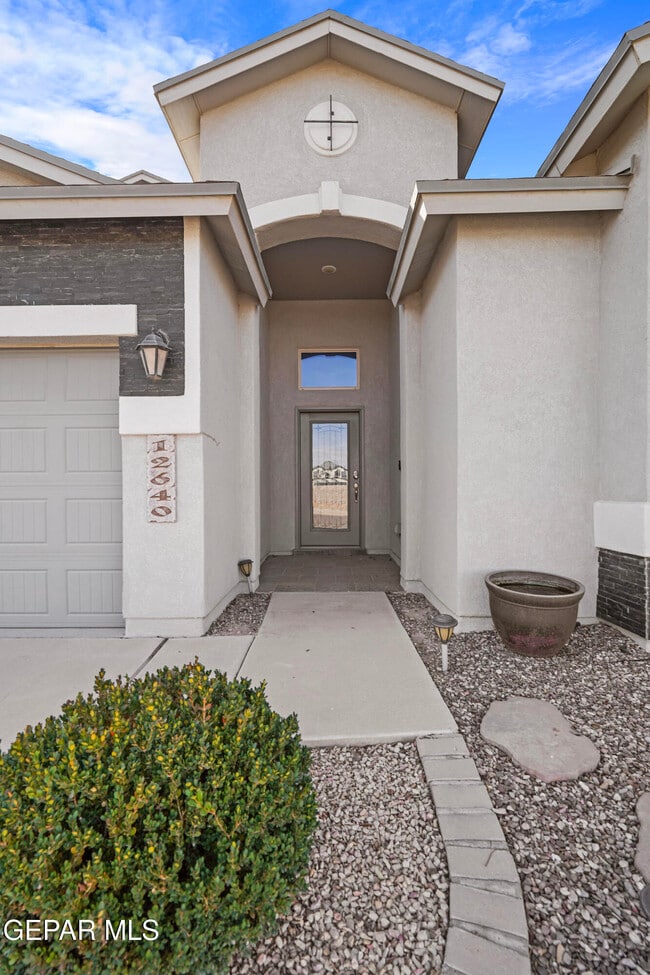 Building Photo - 12640 Mary Ponce Rd