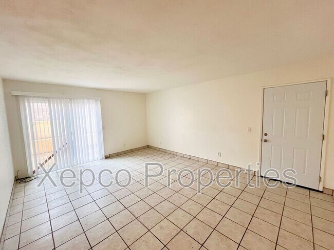 Foto del edificio - 13460 Quinta Way