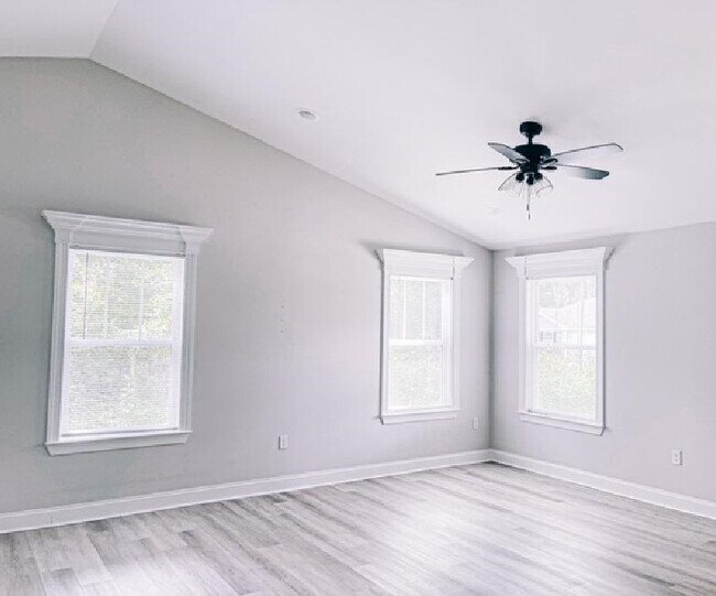 Foto del edificio - 33 Kickapoo St